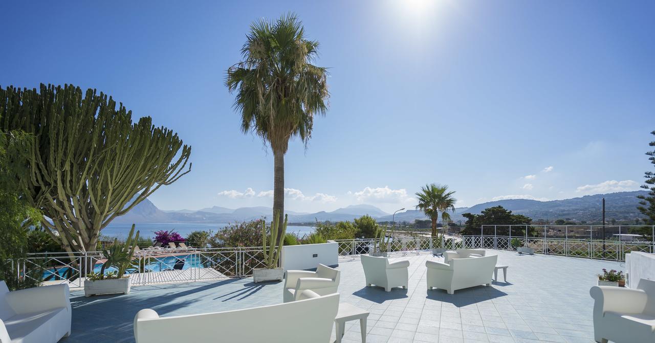 Residence Tamarea Tonnara di Bonagia Exterior photo